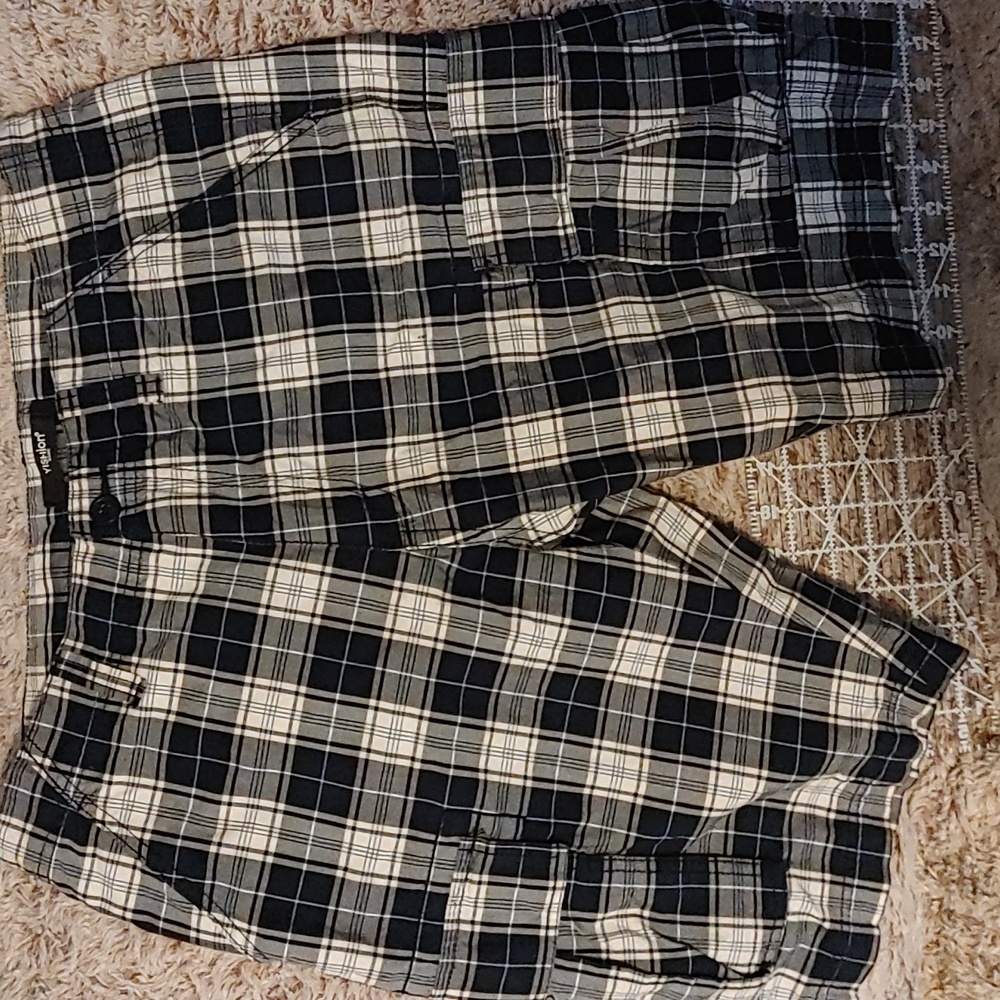 🐸Yishion checkered shorts sz 33